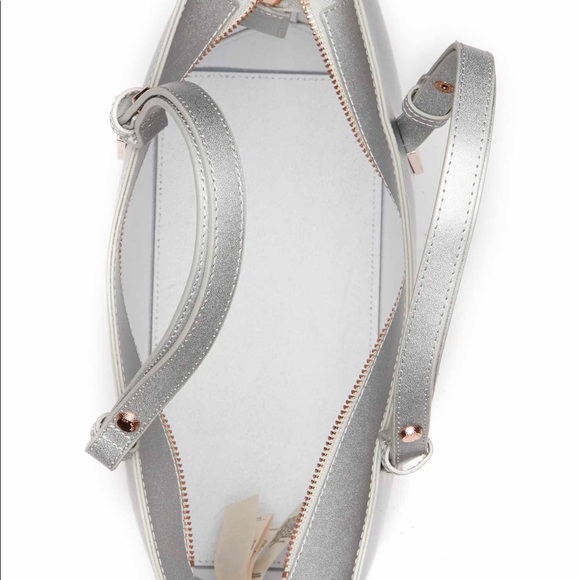 🆕 Ted Baker Kaceyy Metallic Silver Shopper - Picture 5 of 5
